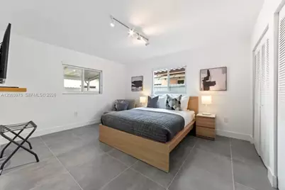 2776 W 71st Pl, Hialeah, FL 33016 - Photo 17