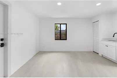 1055 Wyoming Ave, Fort Lauderdale, FL 33312 - Photo 17