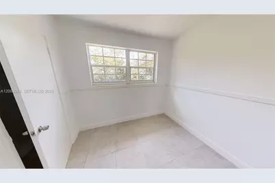 490 NW 90th St #., El Portal, FL 33150 - Photo 15