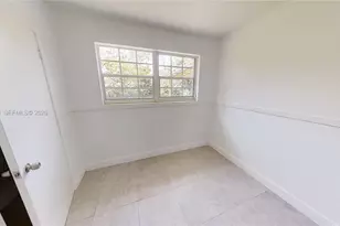 490 NW 90th St, El Portal, FL 33150 - Photo 15