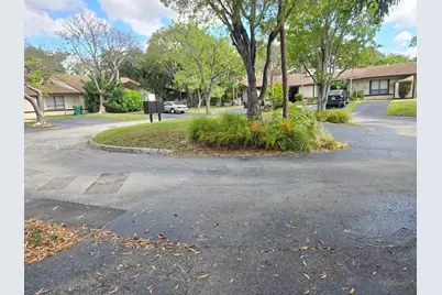 11588 SW 112th Ave, Miami, FL 33176 - Photo 19