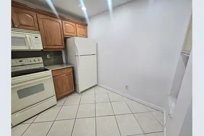 11588 SW 112th Ave, Miami, FL 33176 - Photo 5