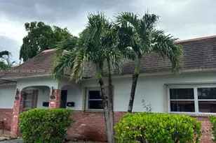 2020 NE 33rd St, Lighthouse Point, FL 33064 - Photo 1