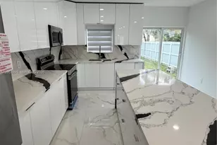 2100 NW 102nd St, Miami, FL 33147 - Photo 5