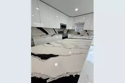 2100 NW 102nd St #1, Miami, FL 33147 - Photo 9