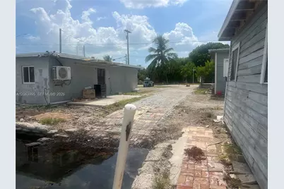 24931 Overseas Hwy, Lower Sugarloaf Key, FL 33042 - Photo 23