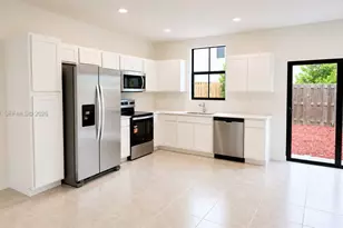 1381 NE 4th Ave, Florida City, FL 33034 - Photo 5