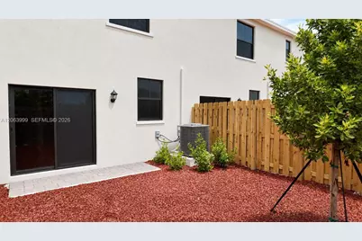 1381 NE 4th Ave #1381, Florida City, FL 33034 - Photo 21