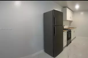 9625 NW 36th Ave, Miami, FL 33147 - Photo 9