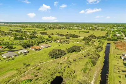 19941 Green Pasture Rd, Lehigh Acres, FL 33974 - Photo 23