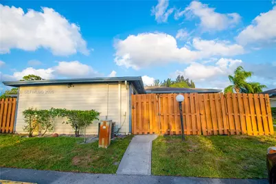1804 My Pl, West Palm Beach, FL 33417 - Photo 1