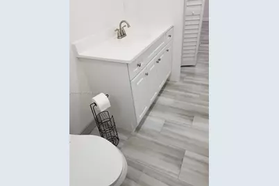 2990 NE 16th Ave #105, Oakland Park, FL 33334 - Photo 11