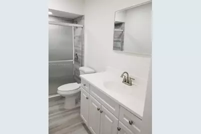 2990 NE 16th Ave #105, Oakland Park, FL 33334 - Photo 17