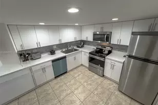 251 174th St, Sunny Isles Beach, FL 33160 - Photo 3