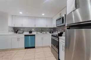 251 174th St, Sunny Isles Beach, FL 33160 - Photo 1