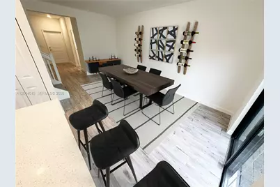 967 NE 211th St, Miami, FL 33179 - Photo 7