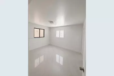 [Address not provided], Miami, FL 33165 - Photo 31