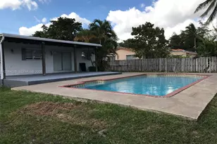 801 Albatross St, Miami Springs, FL 33166 - Photo 15