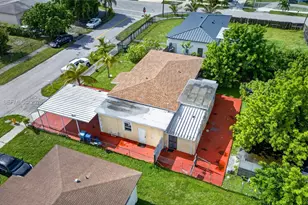 17950 NW 6th Ct, Miami Gardens, FL 33169 - Photo 11