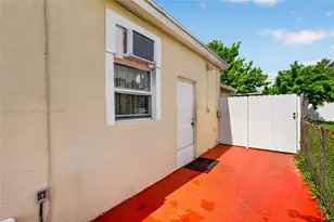 17950 NW 6th Ct, Miami Gardens, FL 33169 - Photo 23