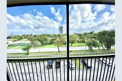 16950 Dixie #A536, North Miami Beach, FL 33160 - Photo 7