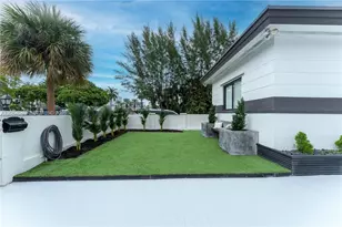 4144 Alton Rd, Miami Beach, FL 33140 - Photo 5