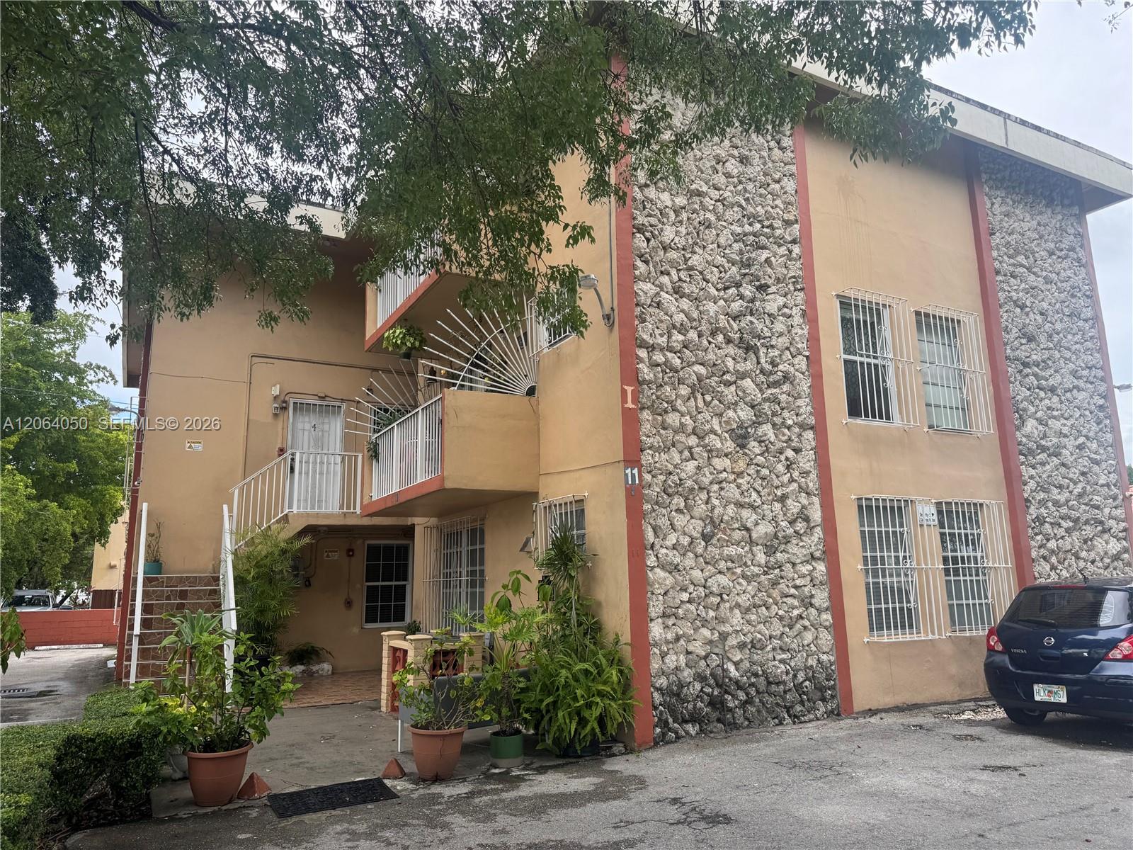 11 SW 32nd Ave #4 - 11 SW 32nd Ave #4, Miami, FL 33135 Luxury Property | Jose Angel Pina