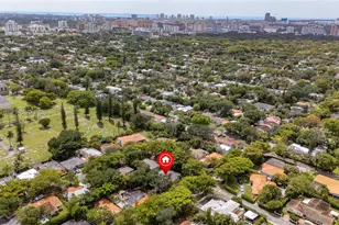 831 Cortez St, Coral Gables, FL 33134 - Photo 39