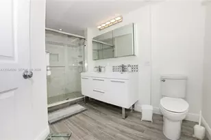 17150 N Bay Rd, Sunny Isles Beach, FL 33160 - Photo 13