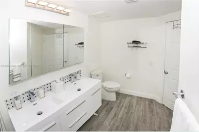 17150 N Bay Rd #2408, Sunny Isles Beach, FL 33160 - Photo 15
