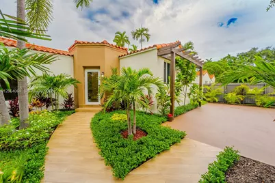 2483 SW 24th St, Miami, FL 33145 - Photo 11