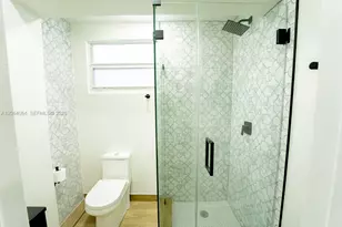 2483 SW 24th St, Miami, FL 33145 - Photo 35