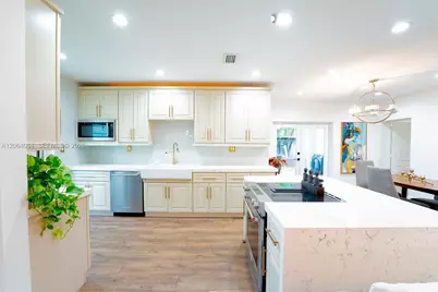 2483 SW 24th St, Miami, FL 33145 - Photo 21