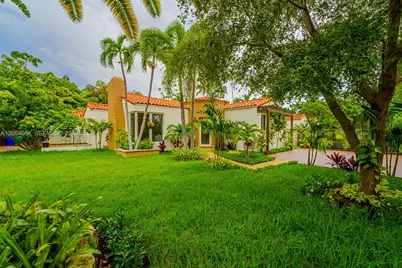 2483 SW 24th St, Miami, FL 33145 - Photo 7