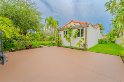 2483 SW 24th St, Miami, FL 33145 - Photo 3