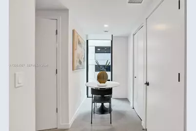 121 NE 5th St #512B, Miami, FL 33132 - Photo 7