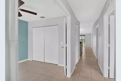 2420-2422 S Vernon Ave, Lehigh Acres, FL 33913 - Photo 5