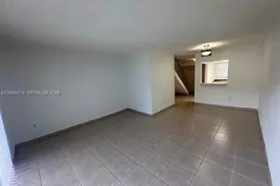 9367 Fontainebleau Blvd, Miami, FL 33172 - Photo 7