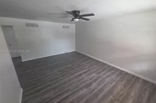 45 E 11th St, Hialeah, FL 33010 - Photo 5