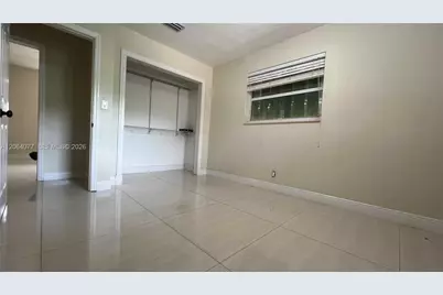 6550 SW 8th St, Pembroke Pines, FL 33023 - Photo 9
