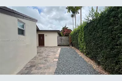 6550 SW 8th St, Pembroke Pines, FL 33023 - Photo 31