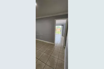 9405 SW 76th St #Y32, Miami, FL 33173 - Photo 7
