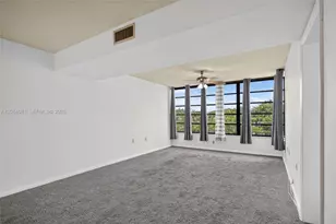 1713 Whitehall Dr, Davie, FL 33324 - Photo 11