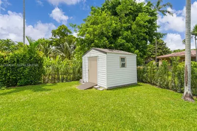 10661 NW 43rd Ct, Coral Springs, FL 33065 - Photo 33
