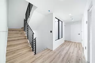 11 NE 51st St, Miami, FL 33137 - Photo 9