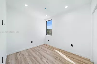 11 NE 51 St #B, Miami, FL 33137 - Photo 15