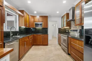 6200 Pine Terrace, Plantation, FL 33317 - Photo 13