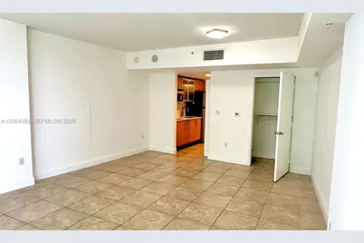 1750 N Bayshore Dr #2607, Miami, FL 33132 - Photo 9