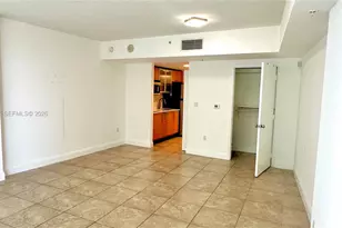 1750 N Bayshore Dr, Miami, FL 33132 - Photo 9