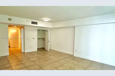 1750 N Bayshore Dr #2607, Miami, FL 33132 - Photo 5